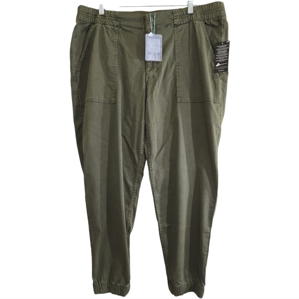 NWT Lularoe Patch Pocket Pants in Army Green 32 Relaxed Slim Fit - Picture 2 of 8
